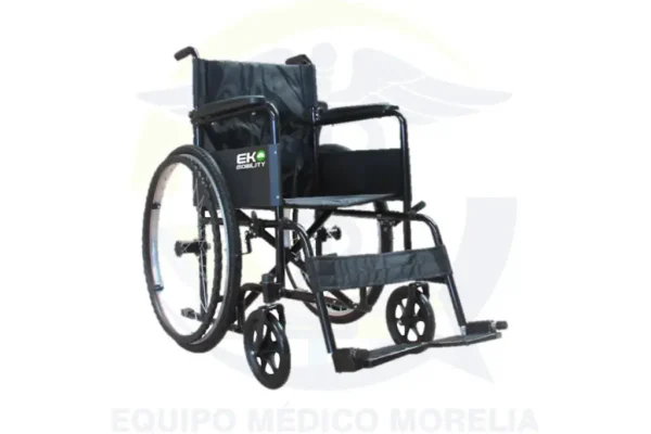Silla con ruedas neumáticas de 18 pulgadas en equipo medico morelia